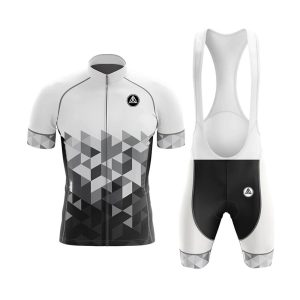 Cycling Uniform